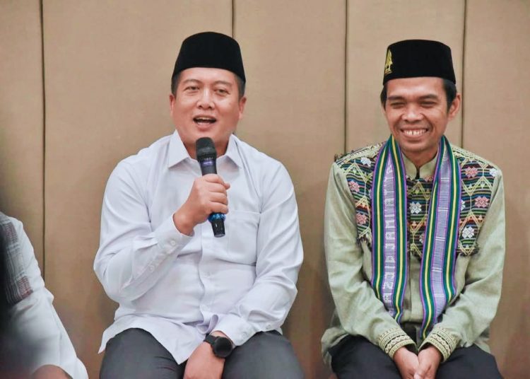 Bumi Seribu Masjid Menyambut UAS, Miq Iqbal: Pendopo Ini Milik Rakyat, Bukan Gubernur