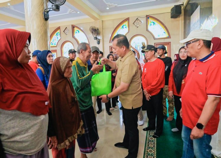 HUT RI ke-80, Gubernur NTB Turun Langsung Bawa Dokter, Sembako, dan Bibit Cabai untuk Warga Terdampak Banjir