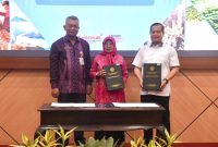 BPK RI Perwakilan NTB 
Suparwadi, Ketua DPRD NTB Hj Baiq Isvie Rupaeda, Gubernur NTB Lalu Muhamad Iqbal 