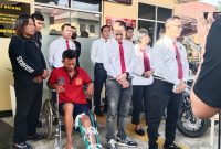 Foto: Tim Puma Ditreskrimum Polda NTB kembali menunjukkan ketangguhannya dalam mengungkap kasus kejahatan jalanan. Dua pelaku pencurian dengan kekerasan (curas) yang menyasar seorang wisatawan asing asal Hongaria akhirnya berhasil ditangkap setelah empat hari dalam pengejaran.