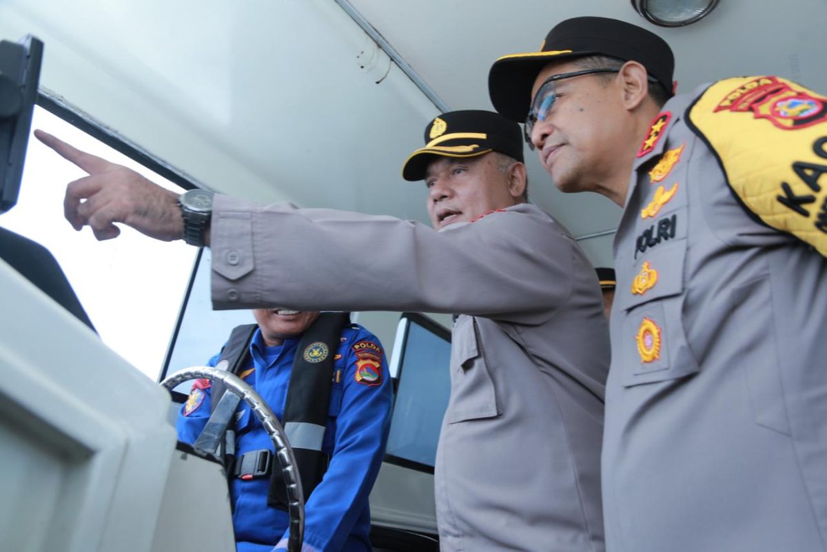 Kapolda NTB Irjen Pol. Hadi Gunawan turun langsung memimpin patroli laut di kawasan perairan Sekotong, Kabupaten Lombok Barat