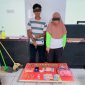 Tim Opsnal Satresnarkoba Polres Dompu kembali menunjukkan taringnya. Pasangan suami istri (pasutri) pengedar sabu diringkus dramatis di Jalan Raya Kelurahan Bada, Kecamatan Dompu
