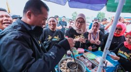 Gubernur Nusa Tenggara Barat Lalu Muhamad Iqbal Secara resmi Membuka Cilok Fest Sembalun yang digelar di Rest Area Sembalun, Lombok Timur