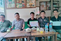 Kuasa hukum korban, Ma’ruf Julkilfli bersama Guntur SH, membeberkan secara rinci dugaan praktik penipuan dalam proses rekrutmen kepolisian yang menimpa klien mereka, Sahru Ramadhan, pemuda asal Lambu Bima