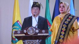 Gubernur NTB Lalu Muhamad Iqbal dan Wakil Gubernur NTB Hj Indah Dhamayanti Putri Saat Menghadiri Rapat Paripurna DPRD NTB HUT NTB ke-67 Tahun 2025 di Kantor Ruang Utama Rapat Gubernur 