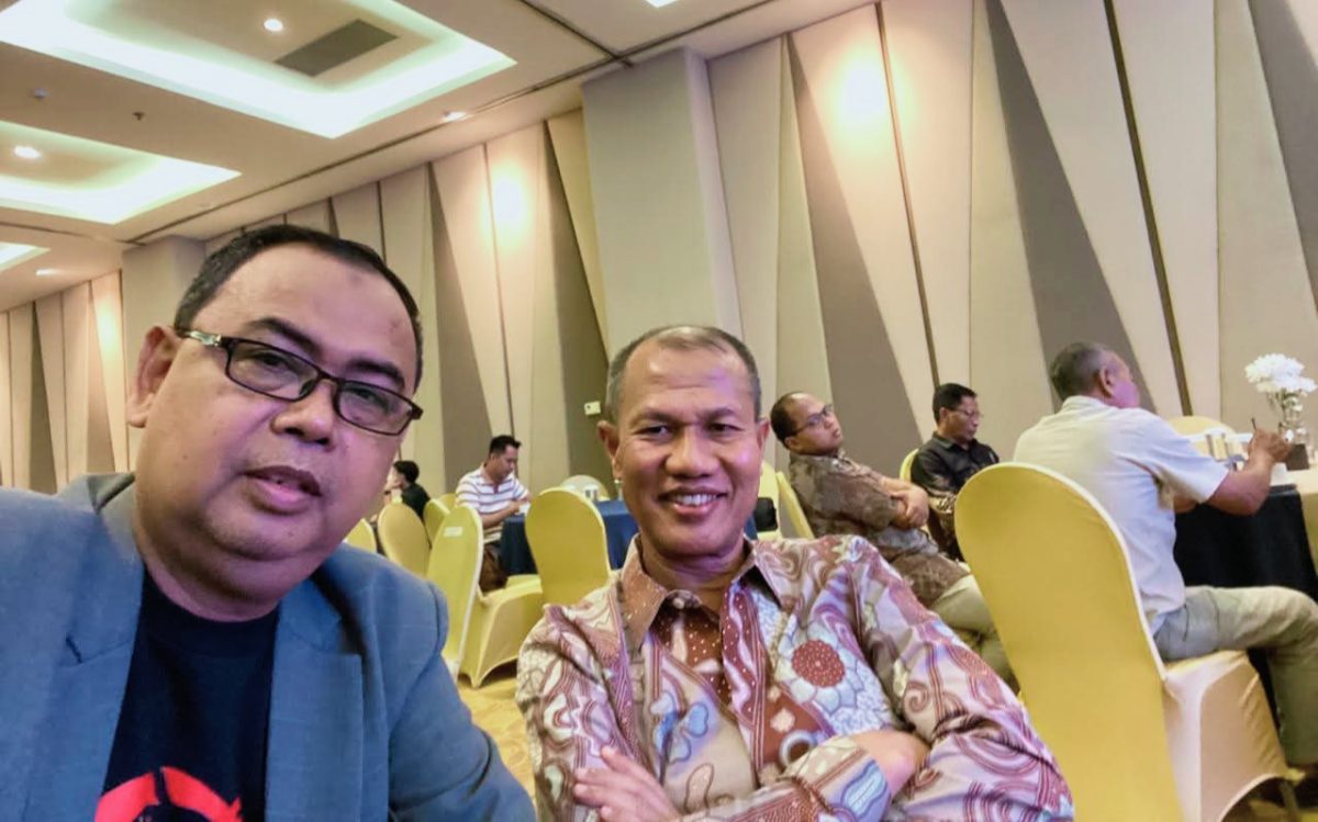 Kepala Dinas Ketahanan Pangan NTB Dr. H. Aidy Furqan, S. Pd., M.Pd dan Plt. Kepala Dinas Pertanian dan Perkebunan Provinsi NTB Muhamad Riadi, S.P, M.Ec.Dev