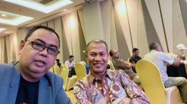 Kepala Dinas Ketahanan Pangan NTB Dr. H. Aidy Furqan, S. Pd., M.Pd dan Plt. Kepala Dinas Pertanian dan Perkebunan Provinsi NTB Muhamad Riadi, S.P, M.Ec.Dev