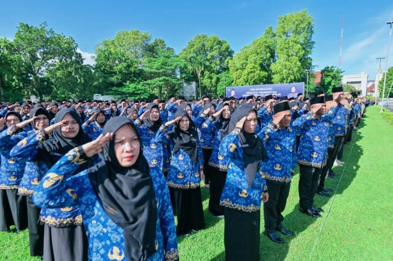 Pemerintah Provinsi Nusa Tenggara Barat (NTB) secara resmi menyerahkan Surat Keputusan (SK) Pengangkatan Pegawai Pemerintah dengan Perjanjian Kerja (PPPK) Paruh Waktu Tahun 2025 kepada 9.411 Pegawai
