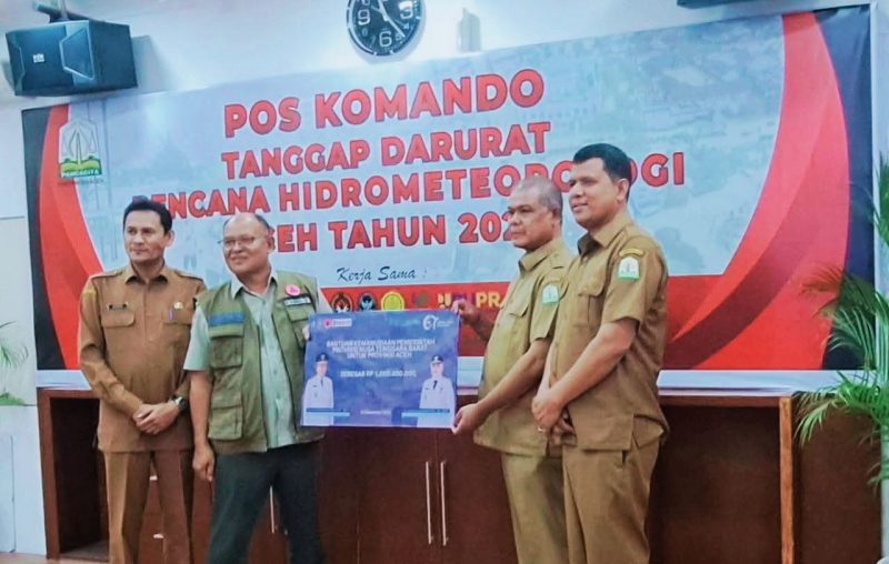 Pemprov NTB secara resmi menyerahkan bantuan dana sebesar Rp1 miliar kepada Pemerintah Provinsi Aceh untuk membantu masyarakat terdampak bencana alam.
