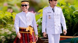 Ketua DPRD Kabupaten Dompu Ir Muttakun dan Bupati Dompu.