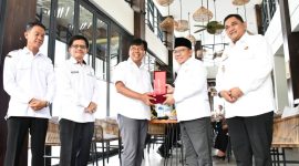 Pemerintah Kabupaten Lombok Utara (KLU) menerima Kunjungan Kerja (Kunker) Pemerintah Kabupaten Sumbawa Barat (KSB) sebagai upaya memperkuat sinergi antar daerah, khususnya dalam pengembangan sektor pariwisata.