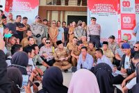 Bupati Dompu Saat Menerima Aksi Honorer Dompu 