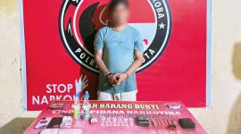 Terduga pelaku AH diketahui berprofesi sebagai wiraswasta dan berdomisili di Kelurahan Kolo, Kecamatan Asakota, Kota Bima.