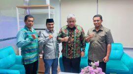 Wakil Bupati Dompu Syirajuddin saat bertemu Wakil Menteri Perumahan dan Kawasan Permukiman Fahri Hamzah di Jakarta, Kamis (15/1/2026), membahas usulan Bantuan Stimulan Perumahan Swadaya (BSPS) sebanyak 2.658 unit serta keberlanjutan program P2KP untuk Kabupaten Dompu.