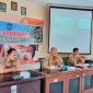 Kepala Dinas Peternakan dan Kesehatan Hewan Provinsi NTB, Muhamad Riadi, S.P., M.Ec.Dev, saat membuka Rapat Koordinasi Percepatan Pengembangan Ayam Petelur di Aula Dinas Peternakan dan Kesehatan Hewan Provinsi NTB, Senin (26/1/2026).