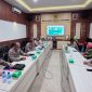 Polda NTB bersama Universitas Mataram (Unram) menggelar rapat pembahasan draf kerja sama pembentukan Pusat Studi Kepolisian berbasis riset dan sistem peringatan dini (early warning system) di Aula Widya Graha Adhittama Biro SDM Polda NTB, Selasa (27/1/2026).
