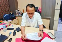 Kasubdit III Ditreskrimum Polda NTB AKBP Catur Erwin Setiawan memberikan keterangan kepada awak media terkait pengungkapan kasus pencurian ATM di Mataram.