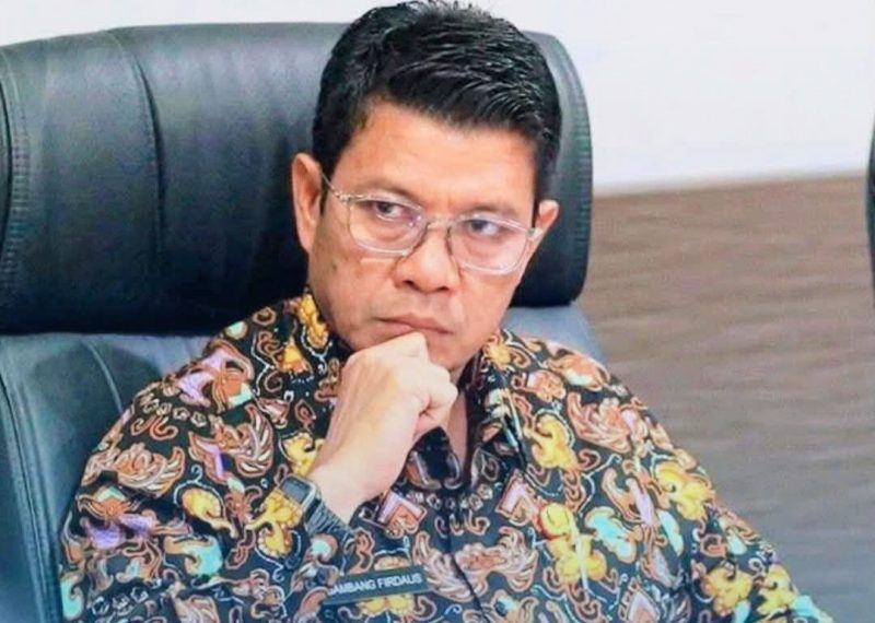 Bupati Dompu Bambang Firdaus memberikan tanggapan terkait laporan GERAK ke KPK RI yang turut menyeret nama istri dan pamannya.