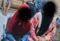 Petugas SPKT Polres Dompu saat menerima laporan dugaan pencabulan anak di bawah umur di Kecamatan Pajo, Kabupaten Dompu, Senin (9/2/2026).