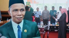 Fakhruddin saat dilantik sebagai Anggota DPRD NTB melalui mekanisme PAW periode 2024–2029 dalam sidang paripurna di Mataram, Kamis (12/02/2026).