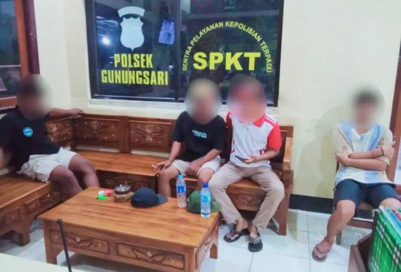 Sejumlah pelaku perkelahian antar pemuda di Dusun Kekait, Kecamatan Gunungsari, Lombok Barat, diamankan aparat kepolisian untuk pemeriksaan guna mencegah bentrok susulan.