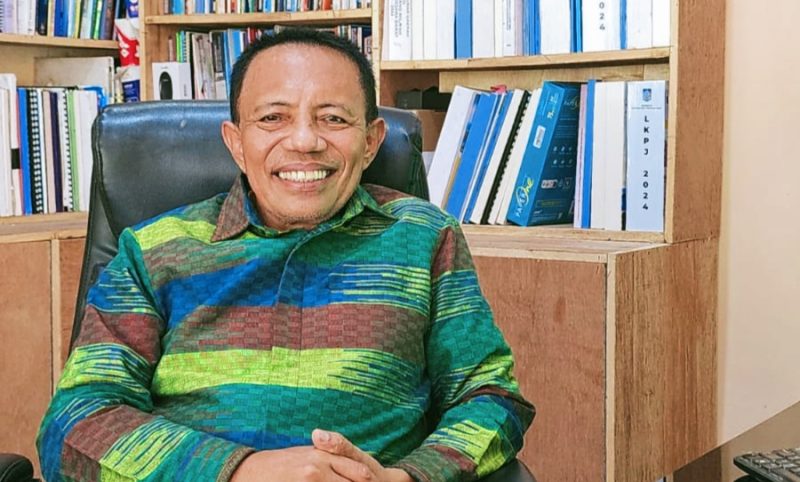 Assosiate Professor Dr. Iwan Harsono, SE., M.Ec (Dosen Pascasarjana Universitas Mataram, Alumni University of New England, Armidale, Australia)