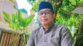 Mantan Pimpinan DPRD Kabupaten Bima H. Muhamad Aminurlah (Aji Maman) memberikan keterangan terkait polemik aset dan sengketa lahan proyek kolam retensi Amahami, Kota Bima.