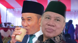 Ketua DPW PPP NTB H. Muzihir saat memberikan pernyataan terkait pemblokiran wartawan oleh Anggota DPRD Dompu Baharuddin.