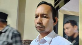 Direktur Reserse Kriminal Khusus Polda NTB Kombes Pol. FX. Endriadi menyampaikan keterangan terkait penetapan Ico Rahmawati sebagai tersangka dugaan pungli tunjangan guru daerah terpencil.