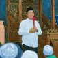Gubernur NTB Miq Iqbal menyampaikan ajakan gerakan menanam pohon kepada masyarakat saat Safari Ramadan di Masjid Agung Praya, Lombok Tengah.