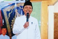 Bupati Sumbawa Barat Amar Nurmansyah menyampaikan rencana pengembangan wisata kerakyatan dan agribisnis sapi di Kecamatan Brang Ene saat kegiatan Safari Ramadan Pemerintah Kabupaten Sumbawa Barat.