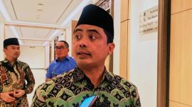 Ketua Komisi I DPRD NTB Moh. Akri saat memberikan keterangan terkait pentingnya pengamanan lingkungan di Kota Mataram menjelang arus mudik Lebaran.