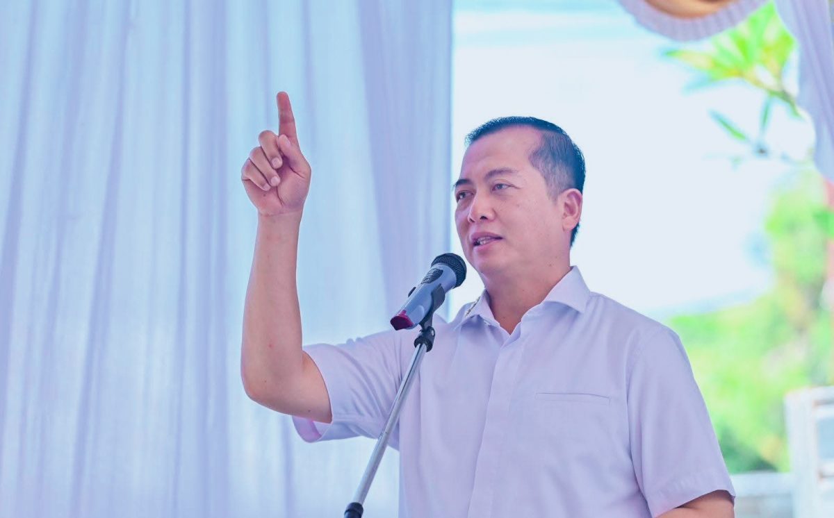 Gubernur NTB Lalu Muhamad Iqbal memberikan sambutan pada puncak peringatan HPN 2026 yang digelar PWI NTB di Mataram.