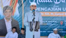 TGB Muhammad Zainul Majdi saat menyampaikan tausiyah dalam acara Halalbihalal NWDI di Mataram.
