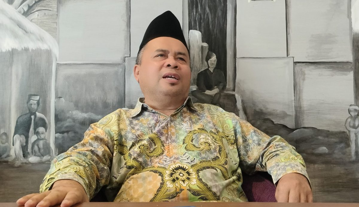 TGH Najamudin Mustafa memberikan pernyataan terkait arah persidangan kasus dugaan gratifikasi DPRD NTB yang dinilai melenceng dari substansi utama.