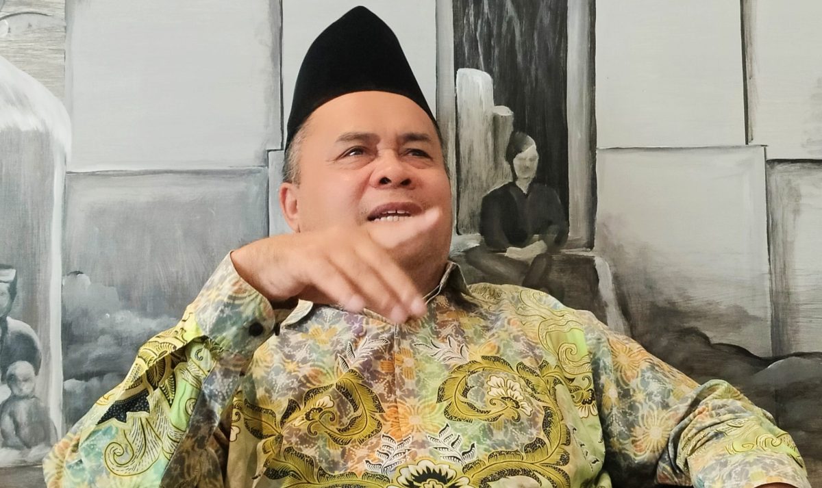 TGH Najamudin Mustafa saat memberikan keterangan terkait dugaan dana siluman DPRD NTB di Mataram.