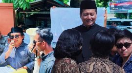Aksi massa GERAK-NTB di depan Pengadilan Tipikor Mataram menuntut kejelasan kasus dana siluman DPRD NTB dan mendesak kehadiran Gubernur dalam persidangan.