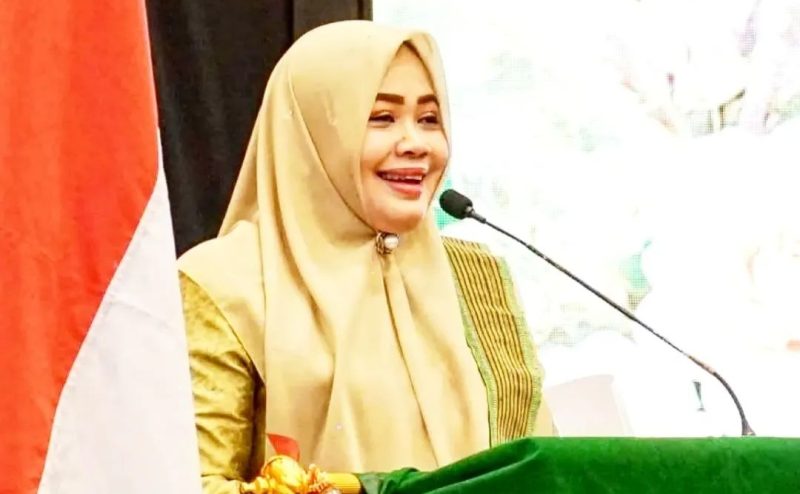 Wakil Gubernur NTB Indah Damayanti Putri menyampaikan kata sambutan saat menghadiri kegiatan upgrading IPPAT NTB dalam momentum Hari Kartini di Mataram.