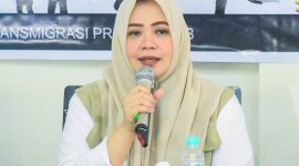 Wakil Gubernur NTB Indah Dhamayanti Putri bersama Gubernur Lalu Muhamad Iqbal saat menghadiri dialog peringatan May Day 2026 di Kantor Dinas Nakertrans NTB.