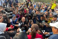 Ketua Dewan Pers, Komaruddin Hidayat, saat menyampaikan pernyataan dalam peringatan World Press Freedom Day 2026 di Jakarta.
