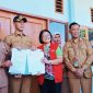 Peresmian perpustakaan SDN Sowa yang sebelumnya terbengkalai sejak 2012 usai direvitalisasi oleh YAPPIKA dan YISA Ambalawi di Kecamatan Soromandi, Kabupaten Bima.