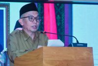 Sekretaris Daerah (Sekda) Provinsi NTB Abul Chair, Ak, menyampaikan tanggapan Pemerintah Provinsi NTB terhadap lima Raperda prakarsa DPRD NTB dalam rapat paripurna yang membahas Bale Mediasi, perlindungan petani, pencegahan pinjaman online ilegal dan judi online, sumbangan dana pendidikan, serta tata kelola pertambangan yang berpihak kepada masyarakat.