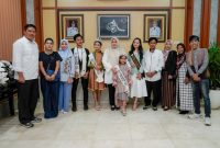 Wakil Gubernur NTB, Indah Dhamayanti Putri (Umi Dinda), menerima audiensi pengurus Duta Remaja Pariwisata Indonesia (DRPI) dan International Youth Tourism Ambassador (IYTA) terkait persiapan pelaksanaan IYTA 2026 di NTB.