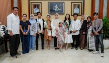Wakil Gubernur NTB, Indah Dhamayanti Putri (Umi Dinda), menerima audiensi pengurus Duta Remaja Pariwisata Indonesia (DRPI) dan International Youth Tourism Ambassador (IYTA) terkait persiapan pelaksanaan IYTA 2026 di NTB.