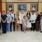 Wakil Gubernur NTB, Indah Dhamayanti Putri (Umi Dinda), menerima audiensi pengurus Duta Remaja Pariwisata Indonesia (DRPI) dan International Youth Tourism Ambassador (IYTA) terkait persiapan pelaksanaan IYTA 2026 di NTB.