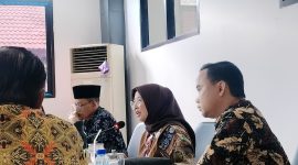 Ketua DPRD NTB Baiq Isvie Rupaeda memimpin Rapat Dengar Pendapat (RDP) bersama Kemenag, aparat penegak hukum, akademisi, MUI, dan pemerhati perempuan serta anak membahas maraknya kasus kekerasan seksual di NTB.