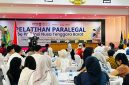 Gubernur NTB Lalu Muhamad Iqbal membuka Pelatihan Paralegal yang menjadi bagian dari Gerakan 1.000 Paralegal di Graha Bhakti Praja Kantor Gubernur NTB, diikuti 200 peserta dari berbagai daerah di Nusa Tenggara Barat.