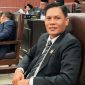 Wakil Ketua Komisi IV DPRD Lombok Timur Ahmad Amrullah memberikan keterangan terkait dugaan penipuan dan praktik jual beli titik dapur Makan Bergizi Gratis (MBG) yang tengah ditangani aparat penegak hukum.
