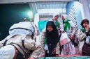 Sekretaris Daerah NTB Abul Chair bersama jajaran Panitia Penyelenggara Ibadah Haji (PPIH) NTB saat menyambut kedatangan 393 jamaah haji Kloter 1 asal Kabupaten Lombok Timur di Aula Bir Ali 2 Asrama Haji Embarkasi Lombok.