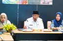 Bupati Sumbawa Ir. H. Syarafuddin Jarot, M.P., saat membuka Sosialisasi Pembangunan Jaringan Perpipaan dan Sambungan Rumah SPAM Beringin Sila dan SPAM Marenteh di Aula Bapperida Kabupaten Sumbawa, Rabu (3/6/2026).